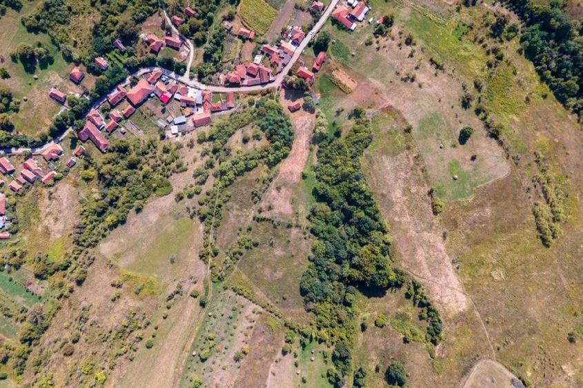 Casa veche cu teren ,Varmaga jud Hunedoara - 14