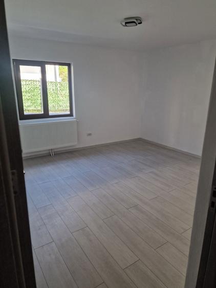Casa noua la cheie, toate utilitatile, curte amenajata - 5