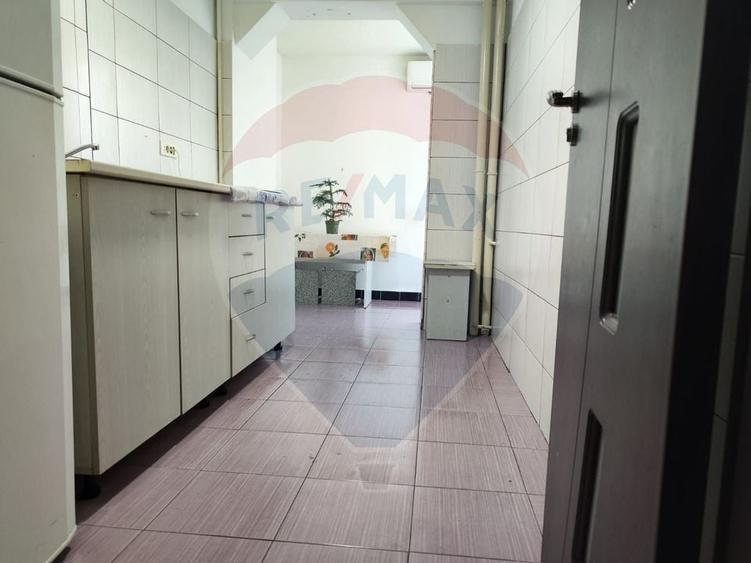Apartament cu 2 camere de vânzare în zona Stefan cel Mare - 1