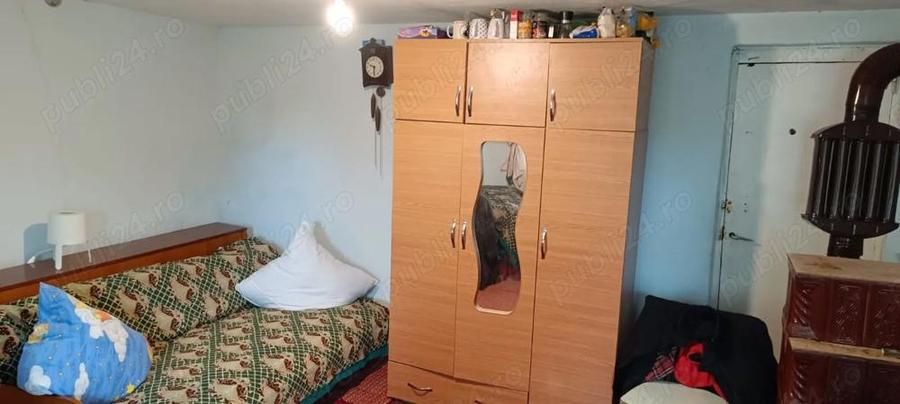 Casa de vanzare ideala pentru cei care cauta liniste, aer curat si confort rural - 7