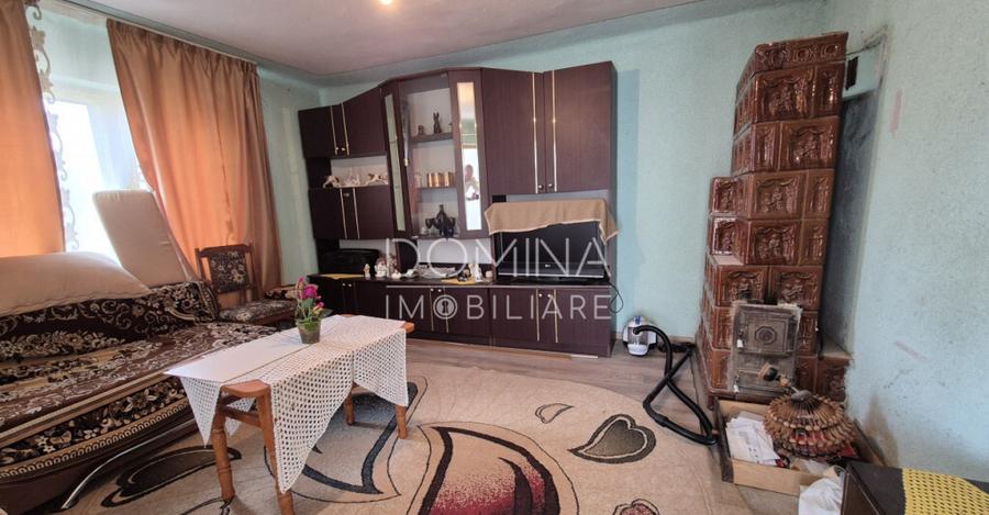 Casa tradi?ionala in Benge?ti-Ciocadia, str. Linia Mar - 6