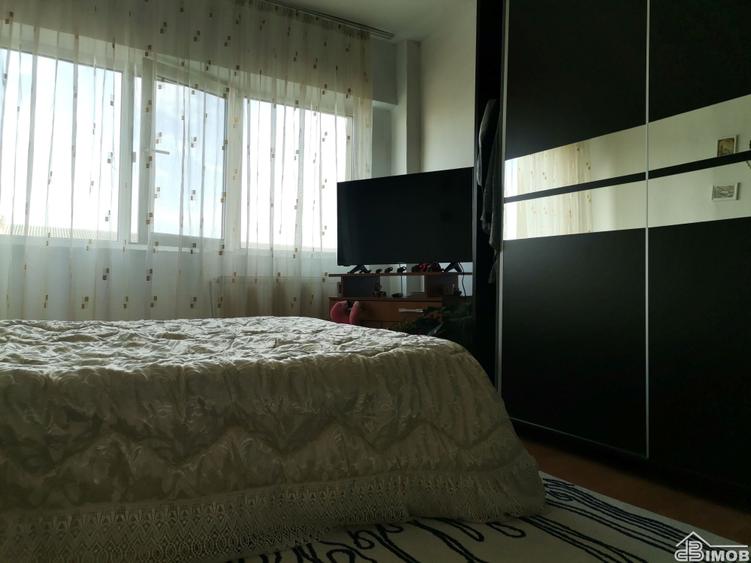 Zona Biomedica, micro 12 - 6