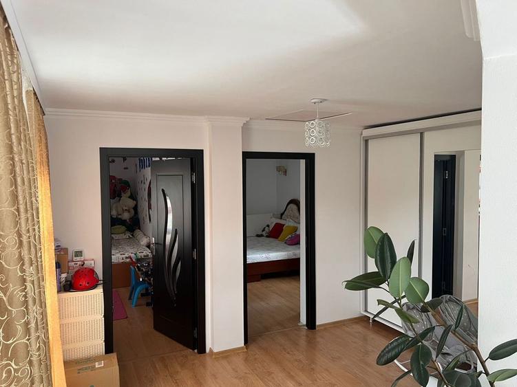 Casa de vanzare zona centrala - 2