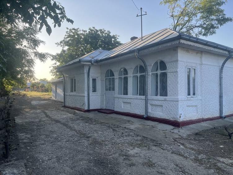vand casa in comuna valea ramnicului 860 m sat rubla - 2