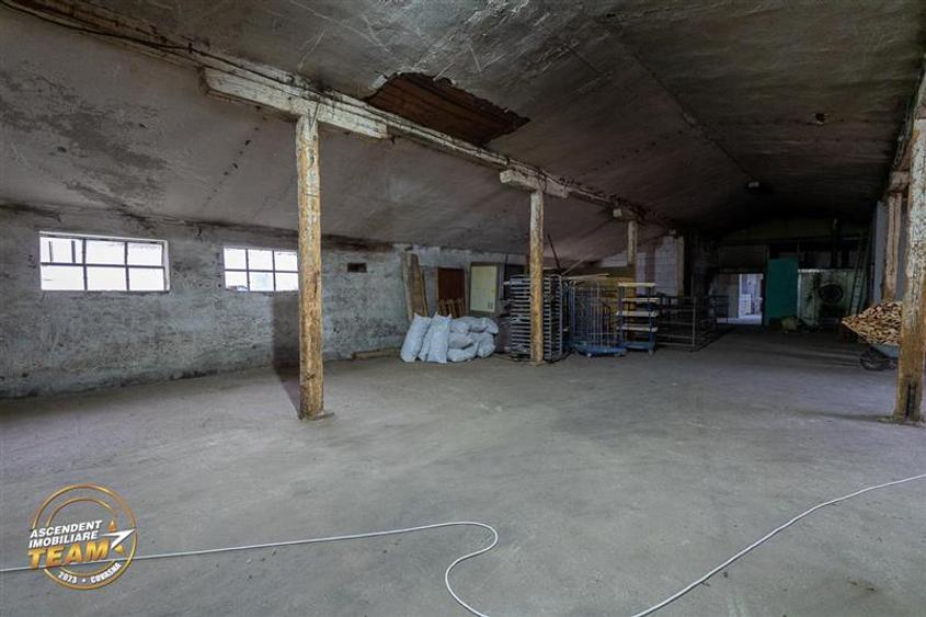 Spatiu comercial+afacere functionala: brutarie,rute de distributie,Ghelinta - 17