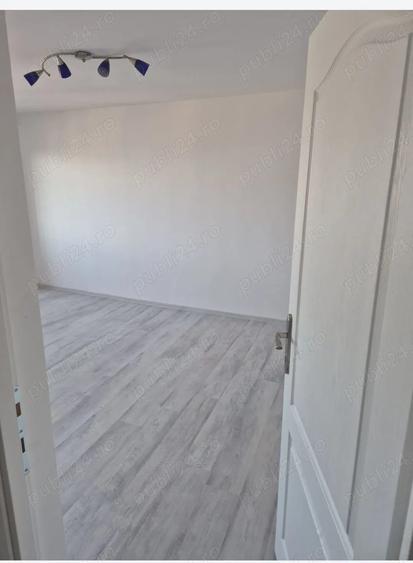 apartament 3 camere decomandat - 3