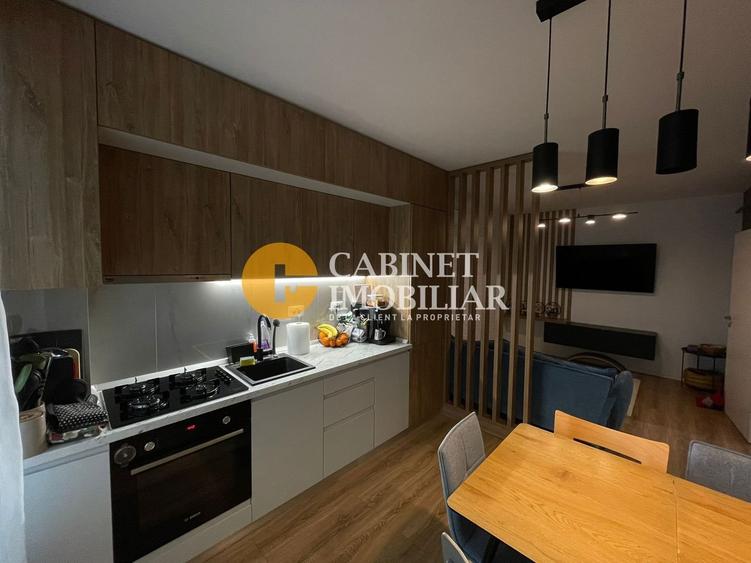 Apartament 4 camere DECOMANDAT et 1 + LOC DE PARCARE si BOXA - PACURARI - 2