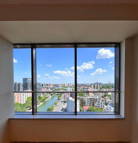 Spatii comerciale de inchiriat / birouri/ Splaiul Idependentei/ 5 minute metrou - 2