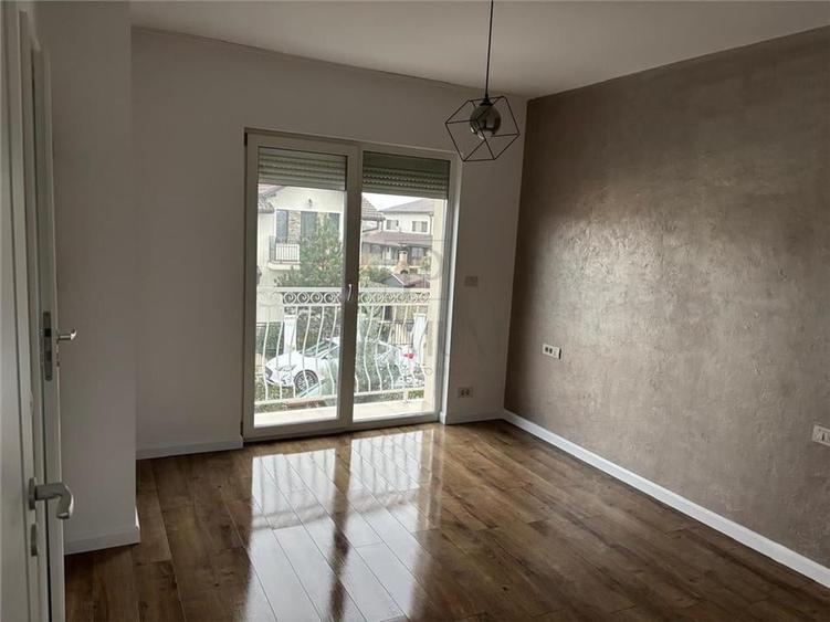 Zona LIDL - Duplex 5 camere - spatios - panouri solare - 11