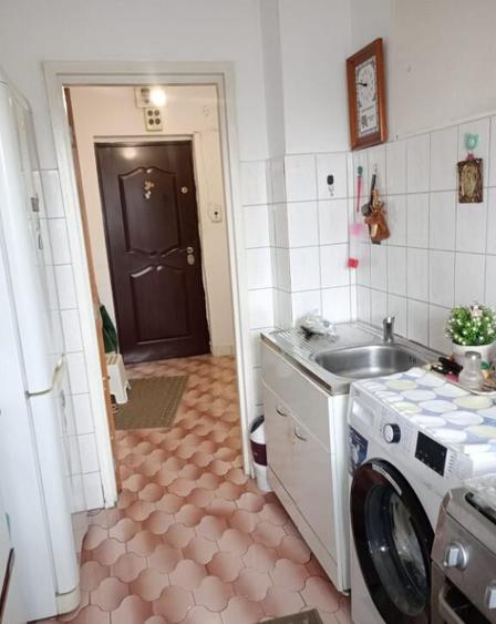 Piata Sudului,Emil Racovita, Ap.2 cam. - 13