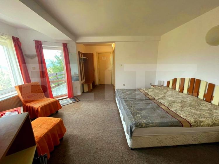 Pensiune de vanzare - ideala investitie, amplasare premium, 30-40 locuri cazare - 4