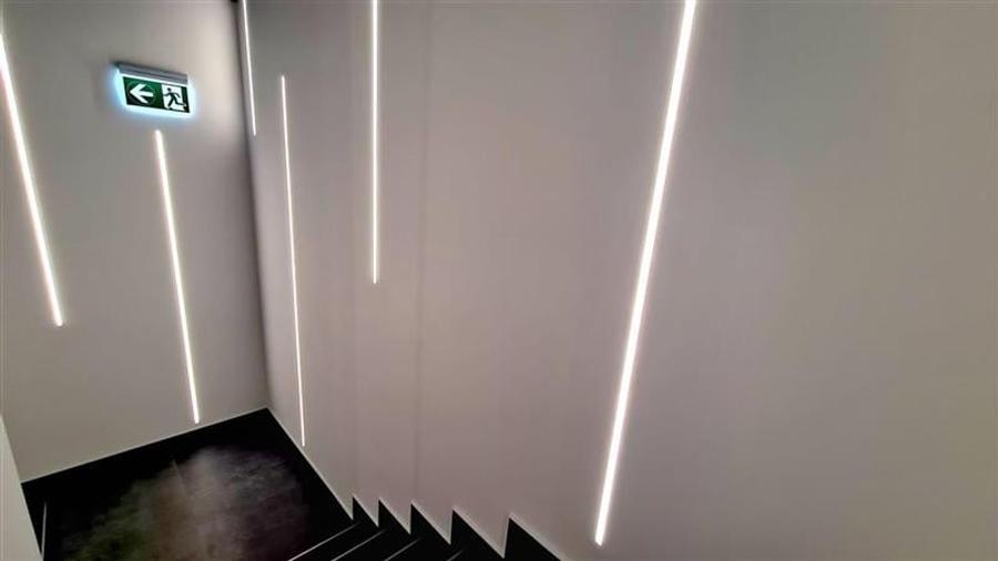 Cladire Comerciala P+3E, pozitie strategica la bulevard - 6