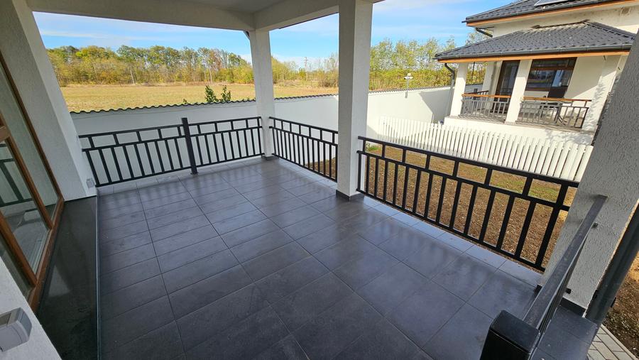 Vila D+P+M  Moara Domneasca-Ganeasa cartier privat langa padure - 7