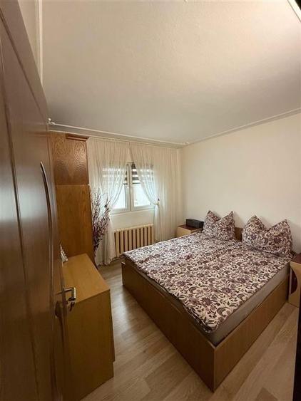 Apartament 3 camere Baza 3 - 5