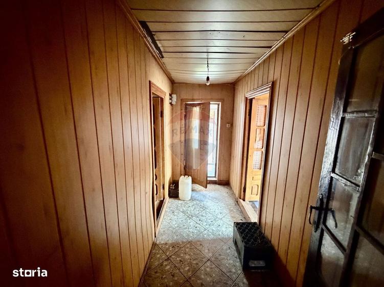 Casa cu 4 camere si teren 7727 mp Blidari - 2