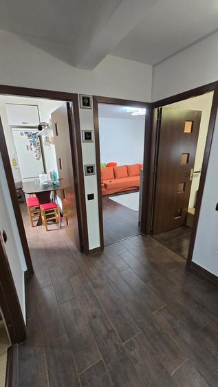 Berceni/Giurgiului/Ap Două camere decomandat, Centrala termica,renovat,totul nou - 9