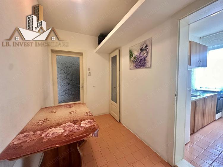Apartament cu 2 camere- etaj 2 -zona Sagului - 1