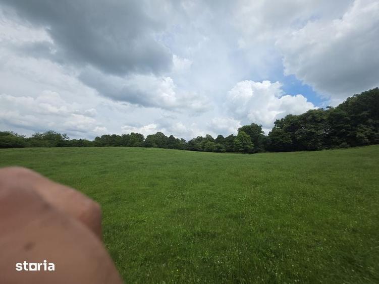 Vand parcele de teren de 500 mp pentru cabane - 1