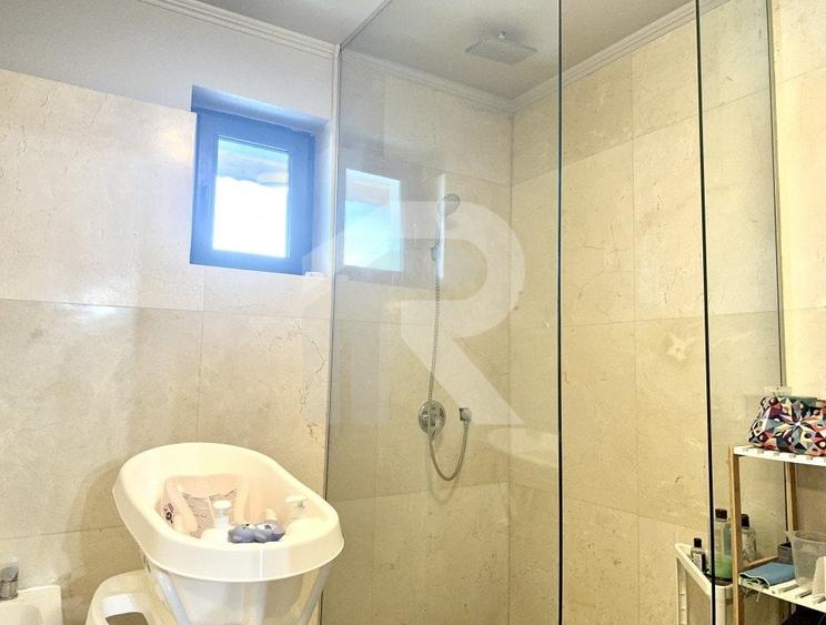 Vila de Vanzare Domnesti indepedenta energetic cu piscina incalzita - 12