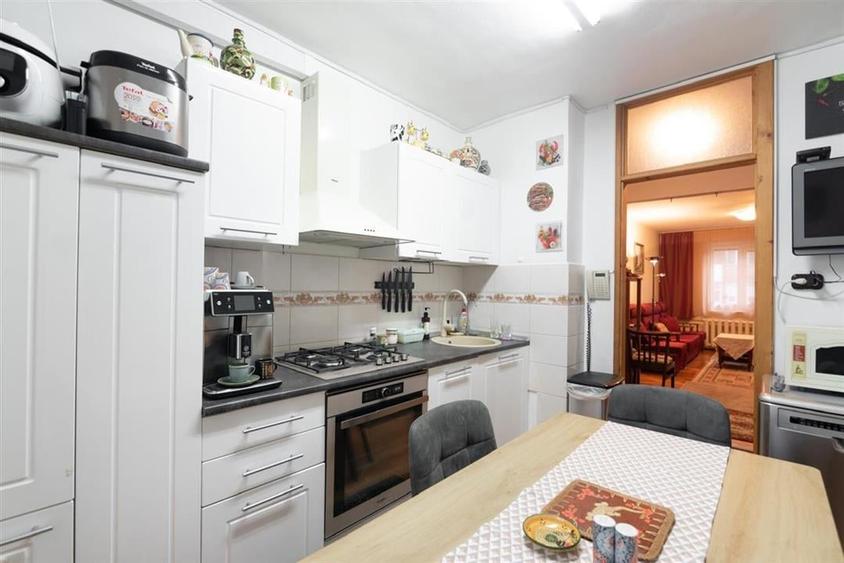 RECO Apartament 4 camere, decomandat, Bloc cu lift, Etajul 3, Zona Dragos Voda, - 3