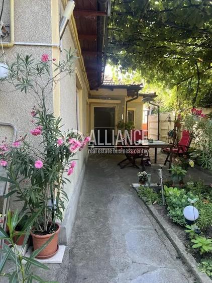 Tabacarie(cod04)-Vând casă 3 camere Constanța - 1