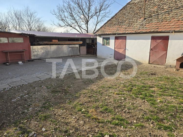 Casa individuala de vanzare 4 camere si curte 1310 mp Gusterita - 17