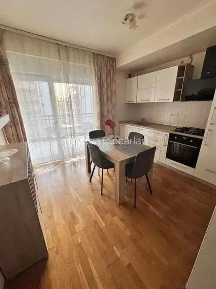 APARTAMENT CU 3 CAMERE IN COMPLEX RING LA 135.000 euro
