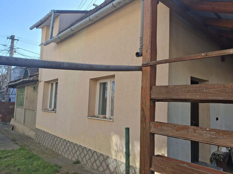 Casa de vanzare - oportunitate de investitie - 1