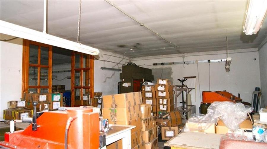 Hala de productie, birouri si 2191 mp teren in Brad, Hunedoara - 10