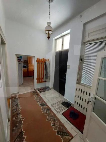 Casa de vanzare, zona Gradi?te - 1