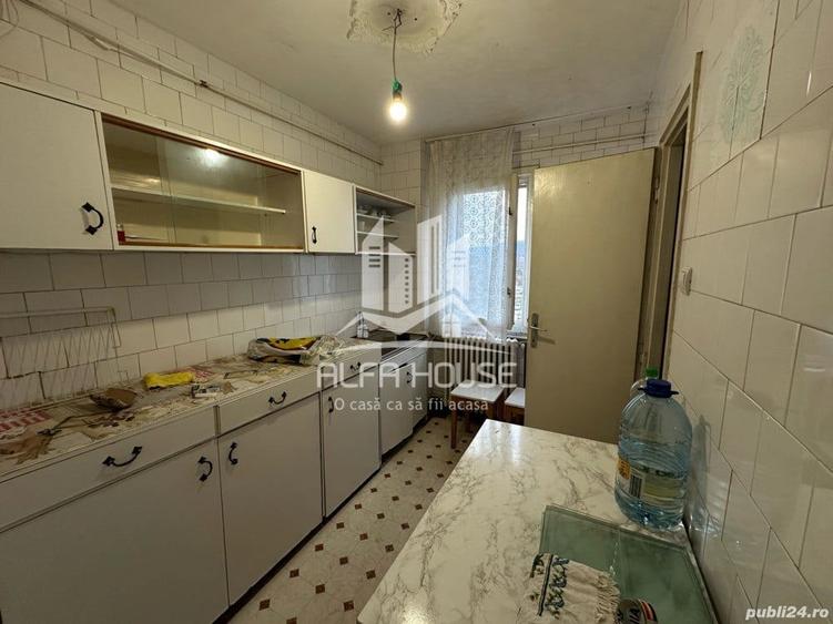 Vand 3 camere confort 1 zona Govandari Micro 1 - 9