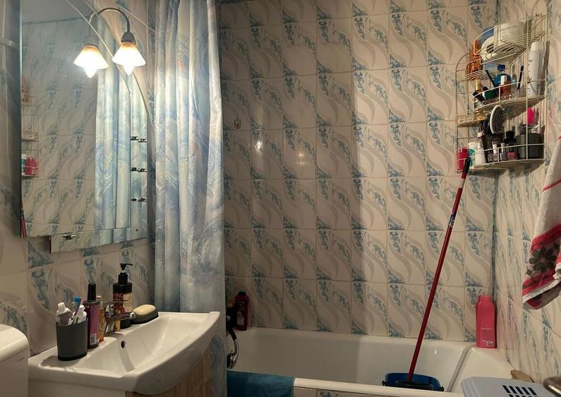 Apartament 2 camere etaj 4 , zona Independentei - 6