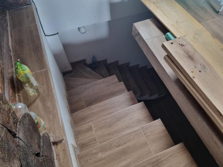 Casa modernizată în 2024 din bușteni de brad - 10