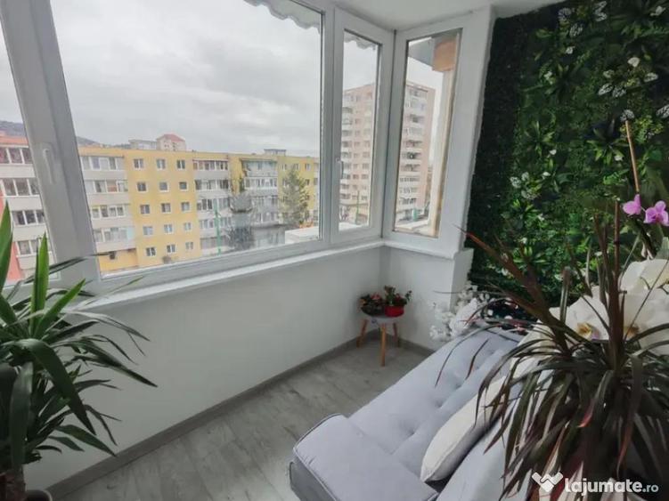 Apartament 2 camere, decomandat- zona Grivitei - 2