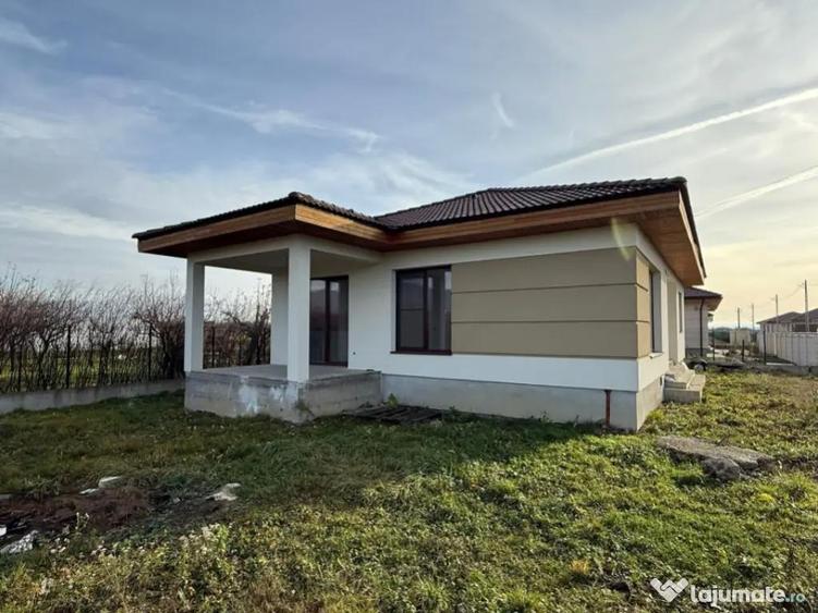 Casa finalizata stil mediteranean , 3 dormitoare, 100 mp u - 14