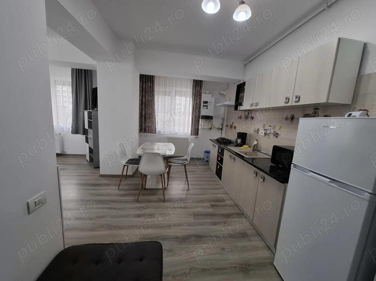 Inchiriez pe termen lung apartament 2 camere in Mamaia Nord - 5