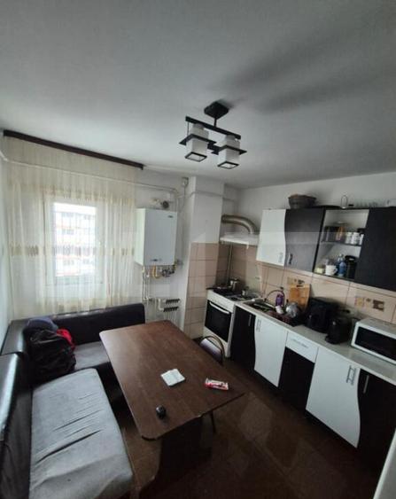Apartament cu 3 camere, 82 mp, zona George Enescu - 1