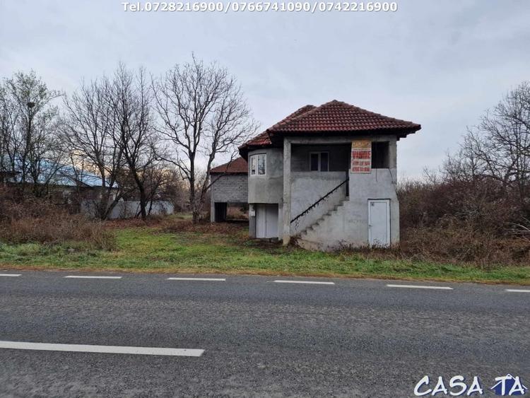 Cladire Multifunctionala, situata in Arcani, Sat.Arcani - 2