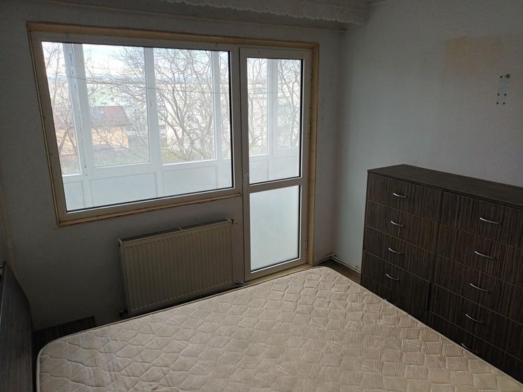 Inchiriez 2 camere, et. 4, in fata la Restaurant Miorita - 5