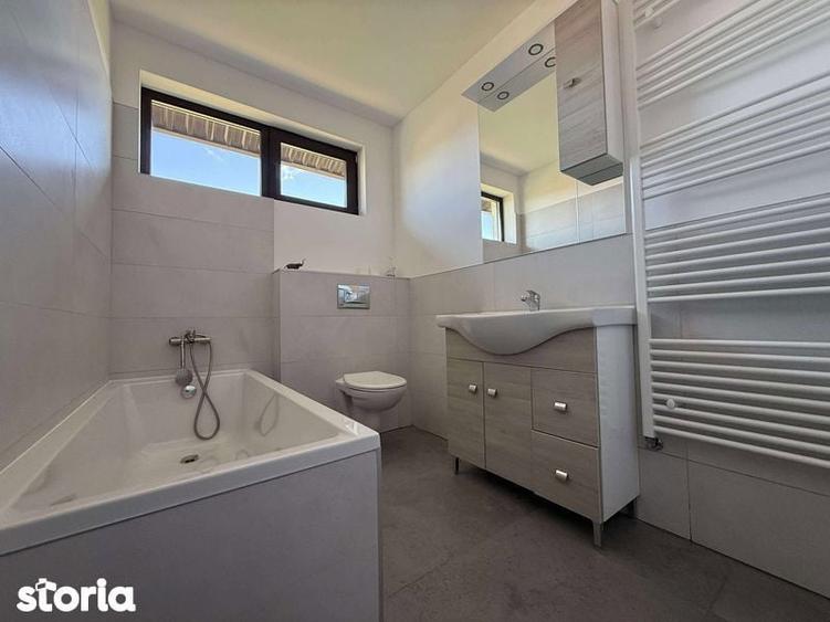 De vanzare casa in format duplex - 2