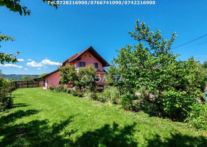 Casa situata in Samarinesti, sat Valea Bisericii - 13