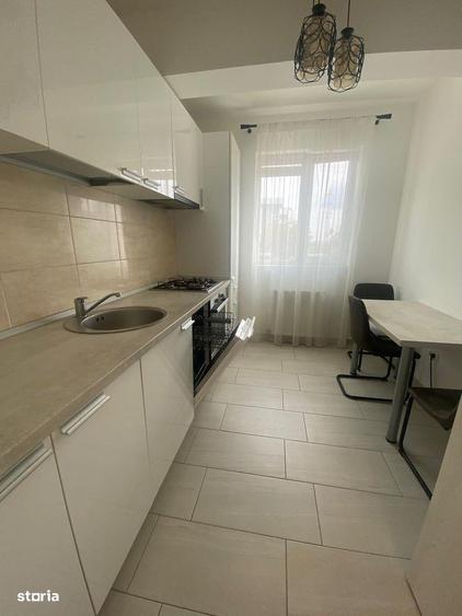 Garsoniera decomandata, metrou Berceni - 2