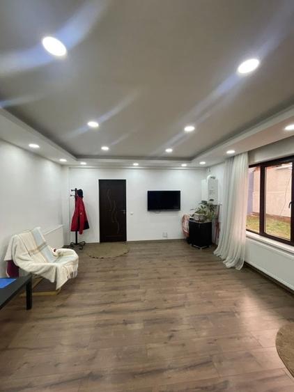 Casa de Vanzare cu teren spatios,zona Pantelimon-Delfinului,langa Mega Mall&Lac; - 7