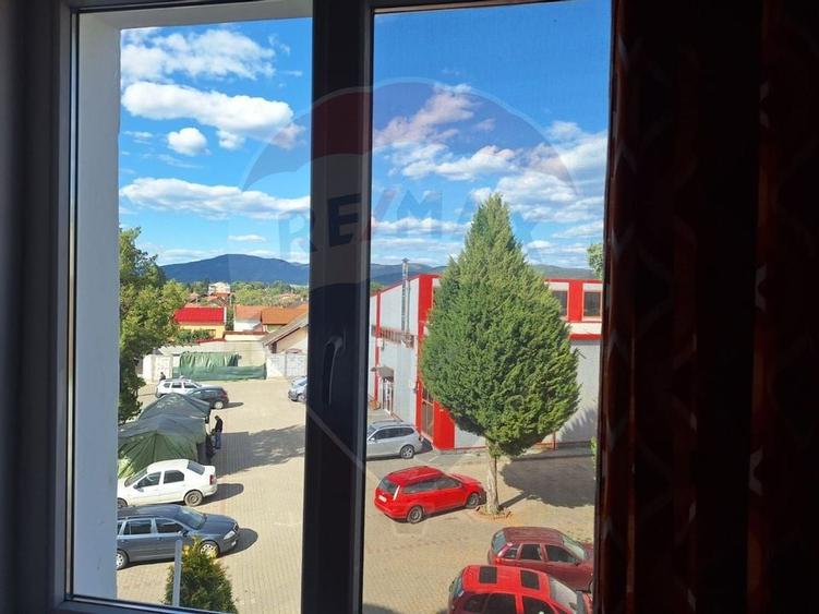 Apartament cu 2 camere in zona Central Simeria, Hunedoara - 6