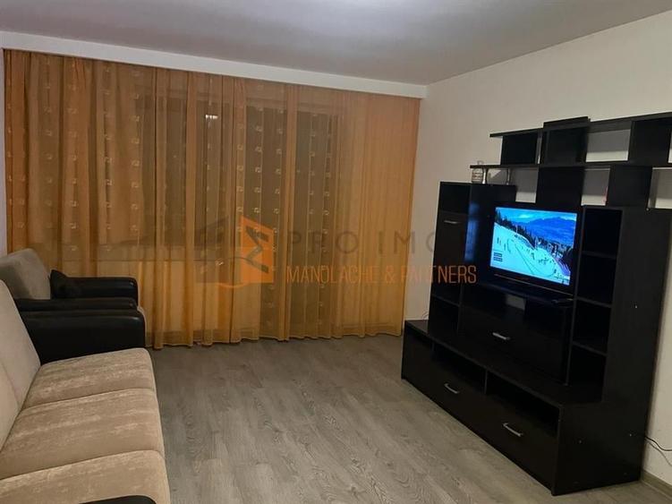 Apartament 2 camere decomandat in zona Crang - 1