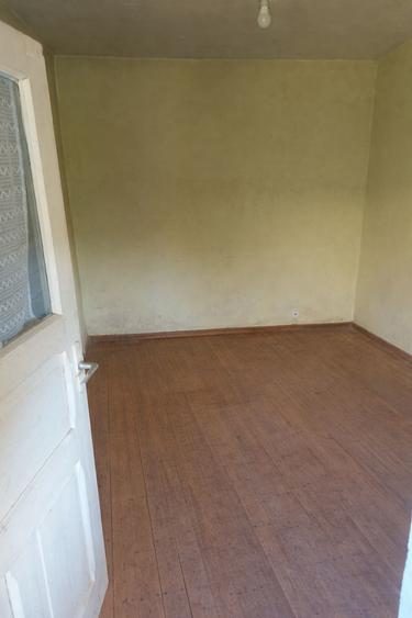 Casă cu 4 camere cu Teren 800 Mp în Unirii