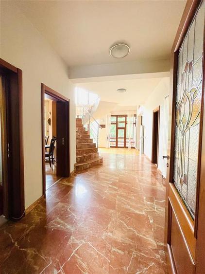 Vanzare Casa Vila cu piscina gradina 2500 mp Pipera - 2