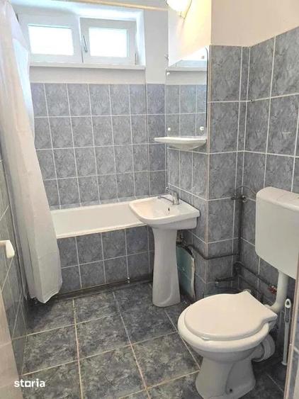 Apartament cu 2 camere semidecomandat în Calea Dumbrăvii
