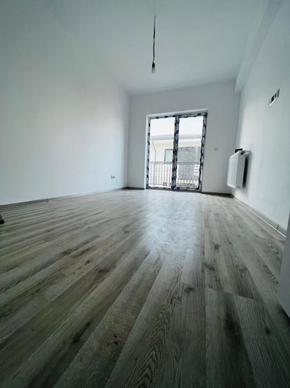 Casă cu 4 camere cu Teren 250 Mp în Berceni