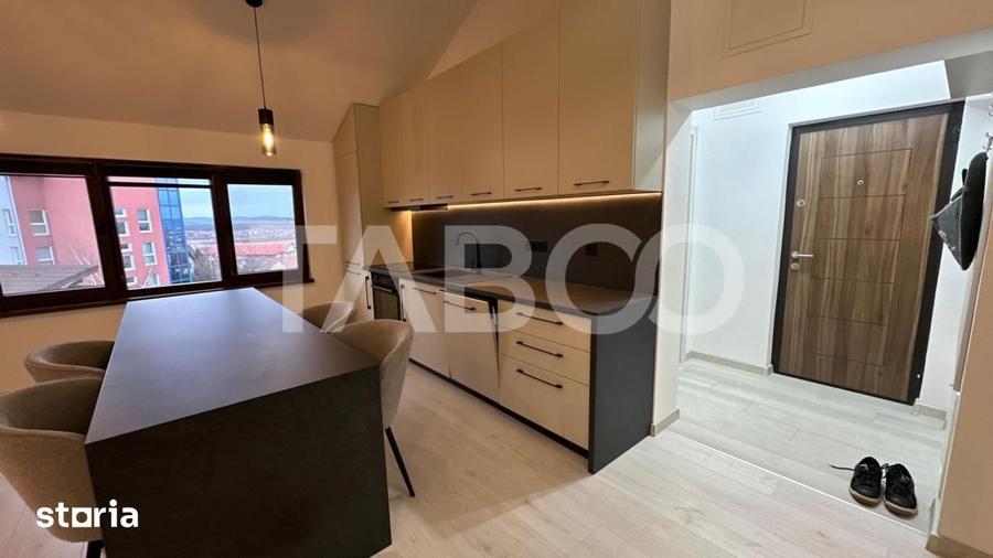 Apartament cu 3 camere decomandat, mobilat în Ștrand
